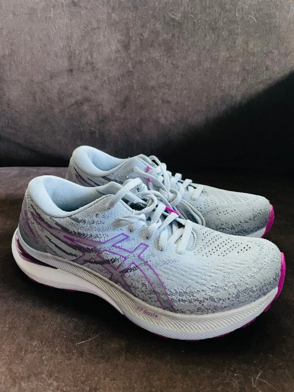 Asics GEL Kayano 29 Light Grey Orchid Purple Womens Size 8 US Medium 39.5 EUR